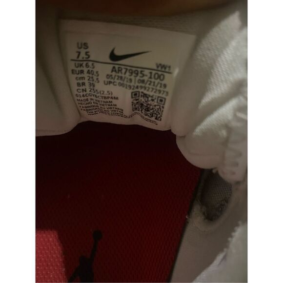 Nike jordan golf AR7995-100 Sz 7.5